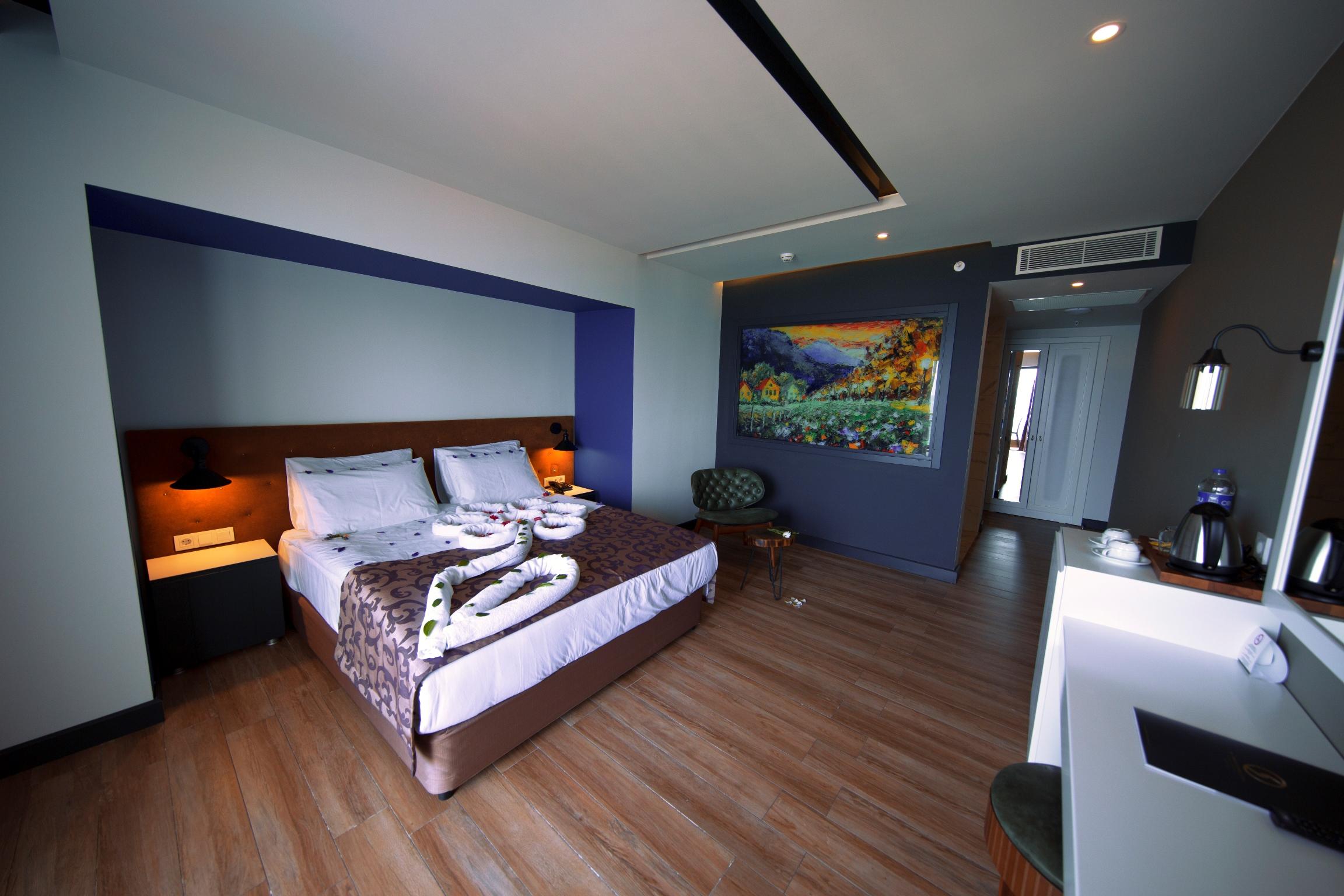 Hotel Sey & 4*