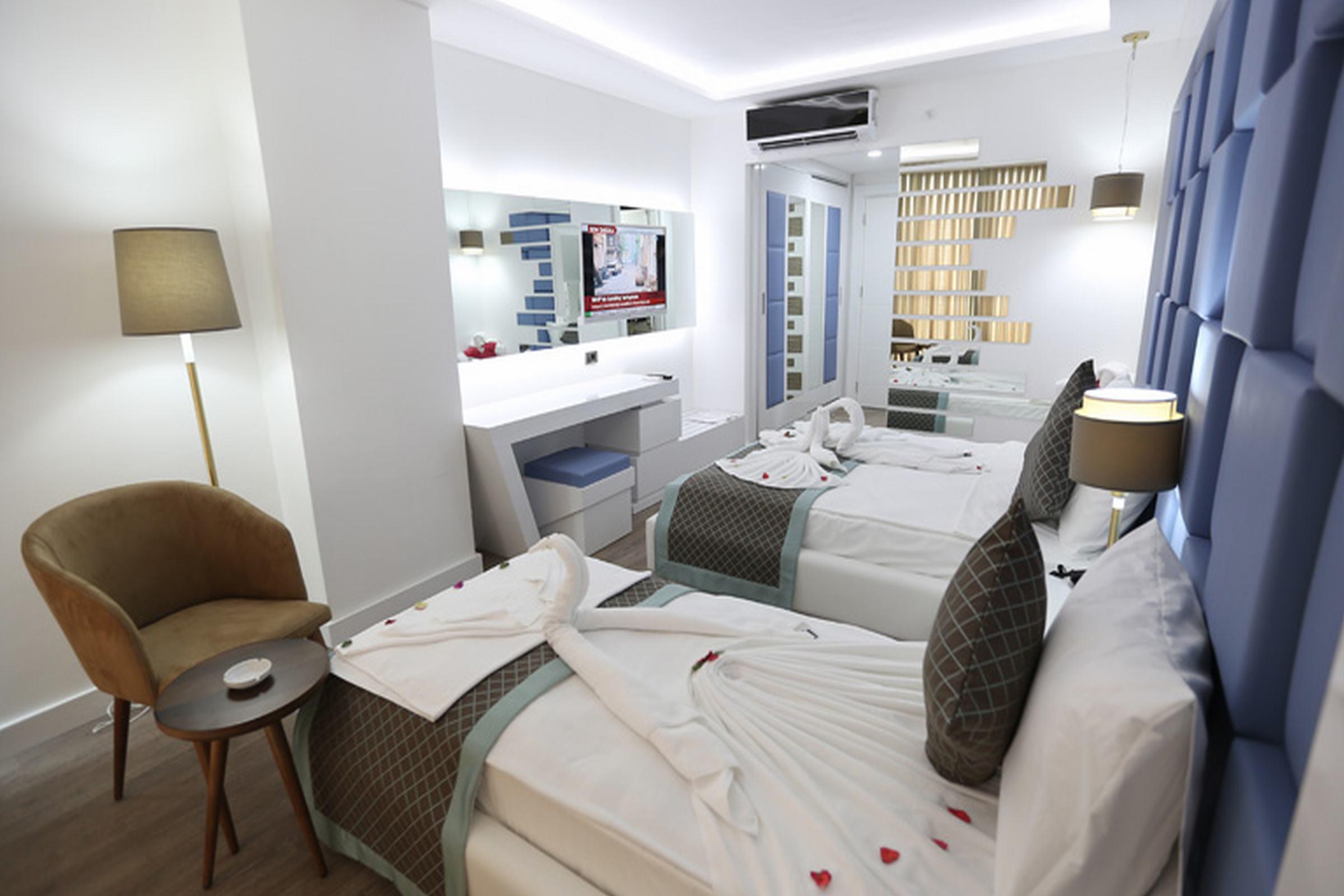 Elips Royal & Hotel 4*