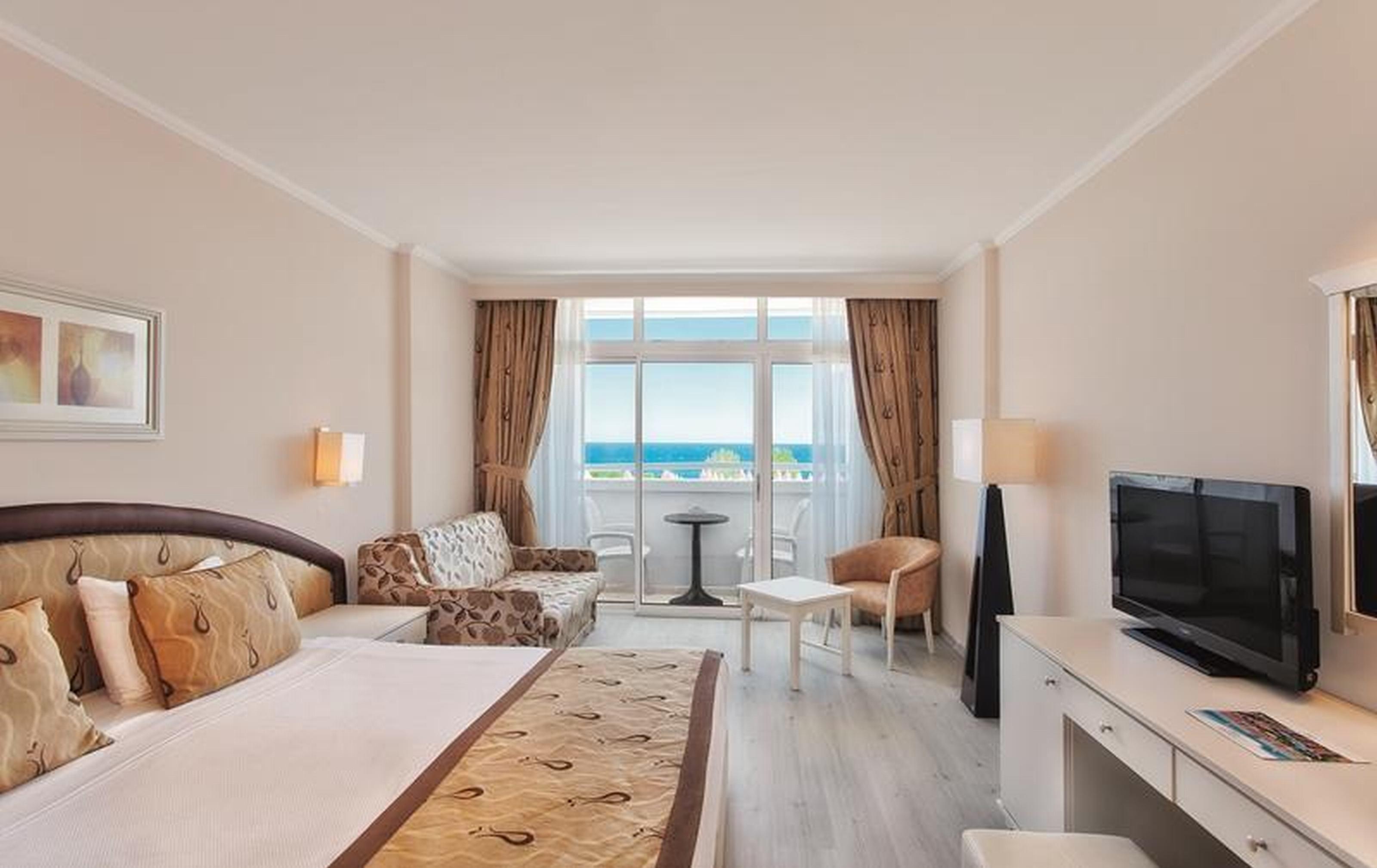 Hotel Swandor & - 5*