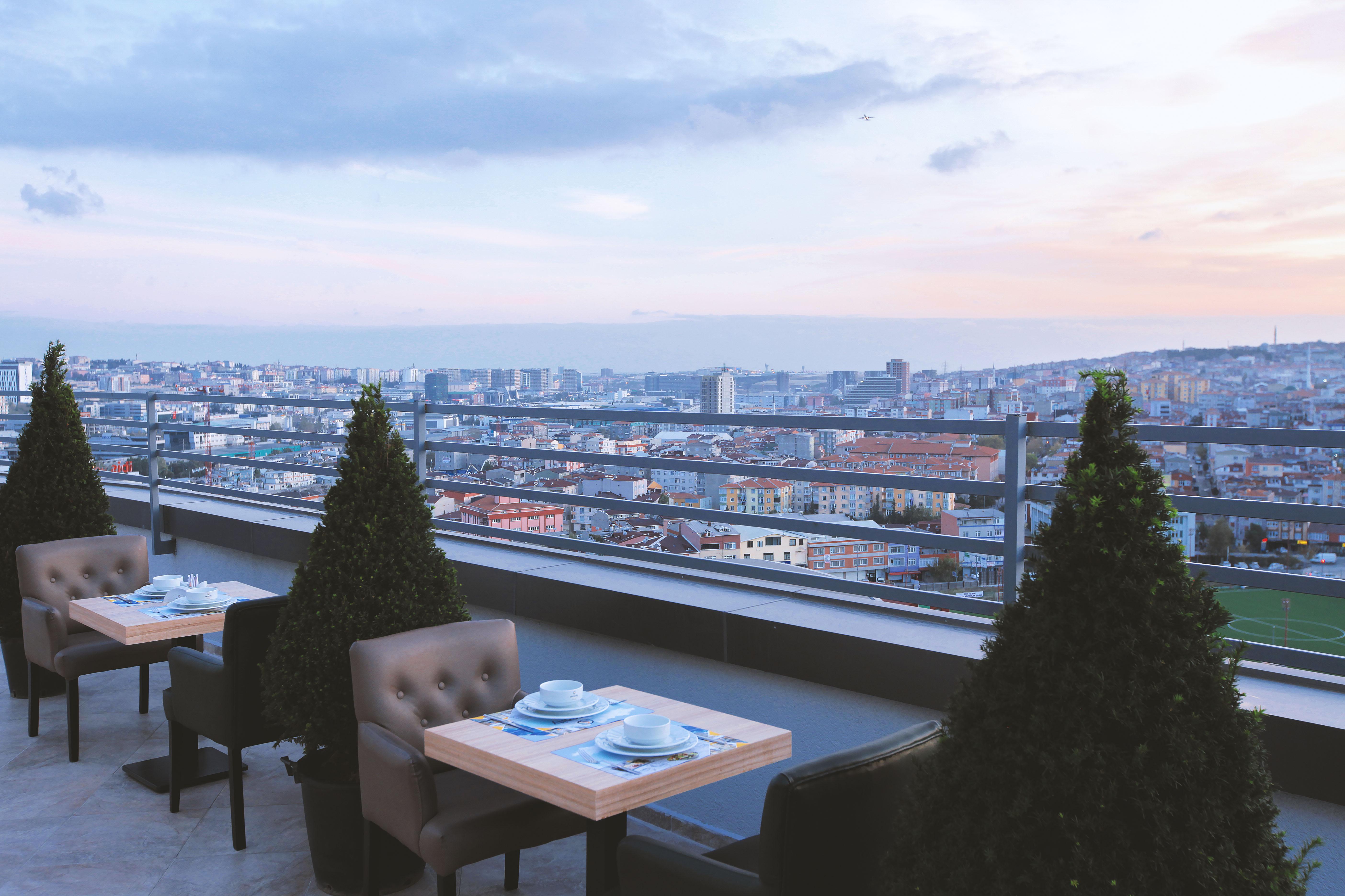 Serenity Airport Hotel 4*