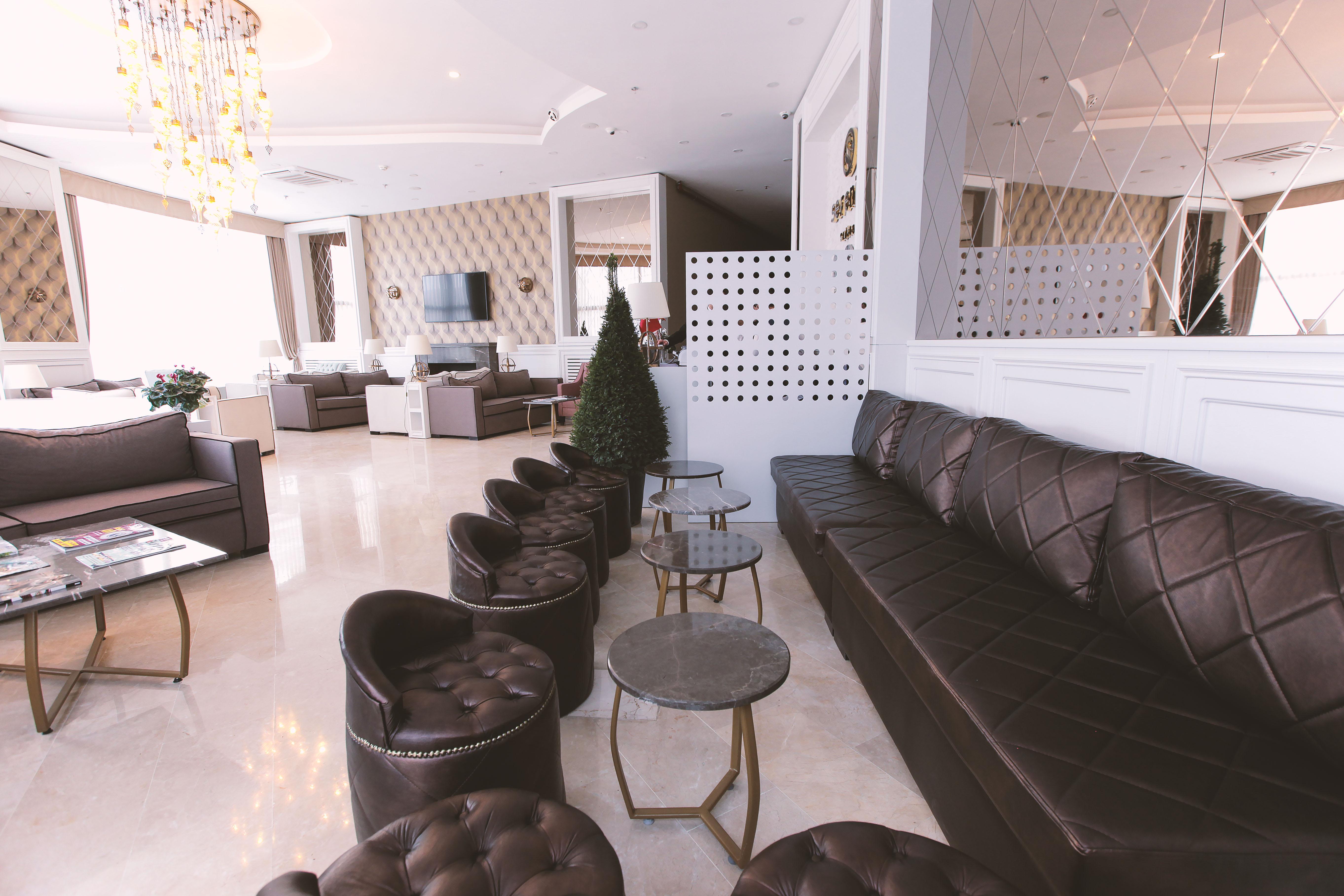 Hotel Serenity Airport