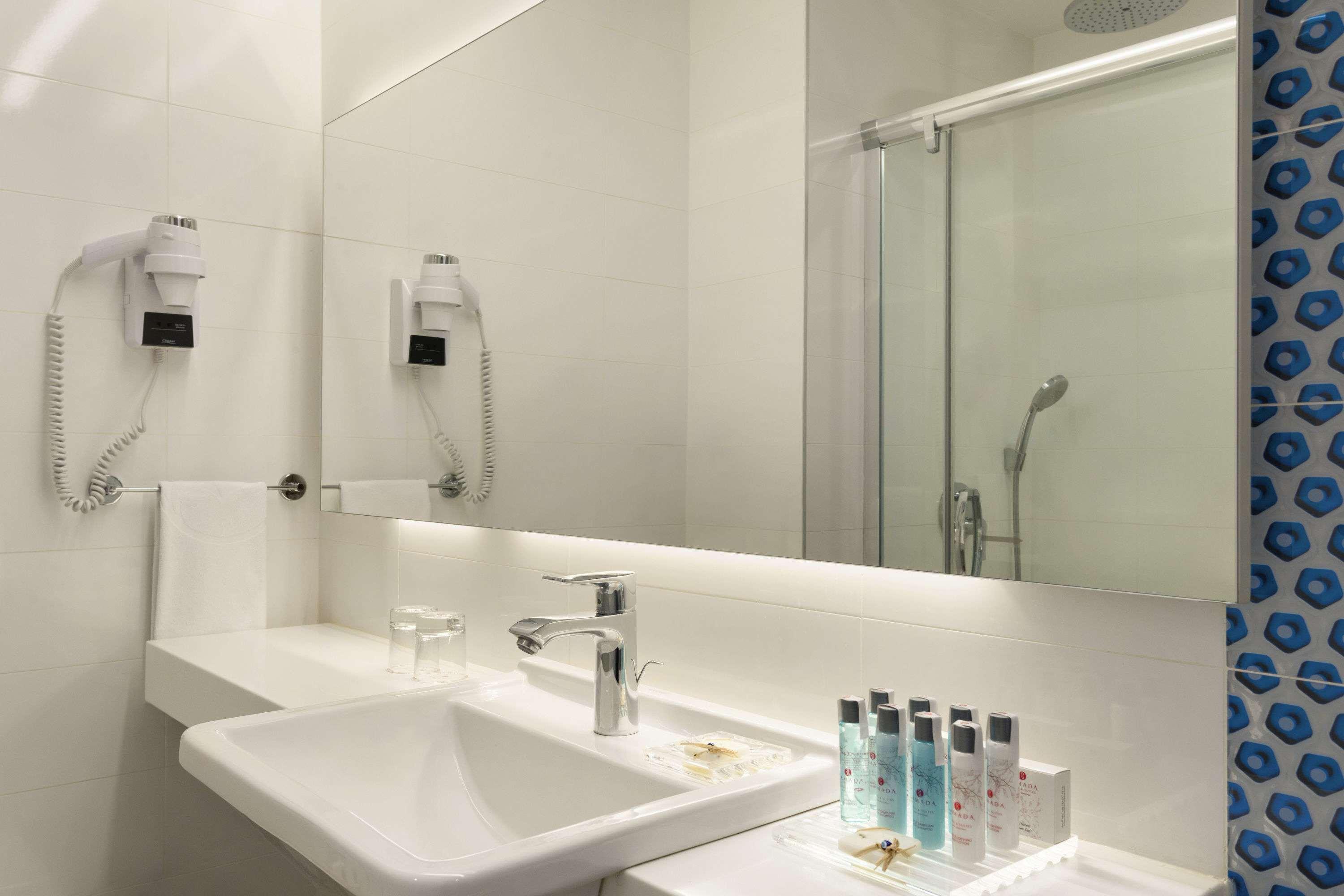Hotel Ramada & By Wyndham Izmir 4*