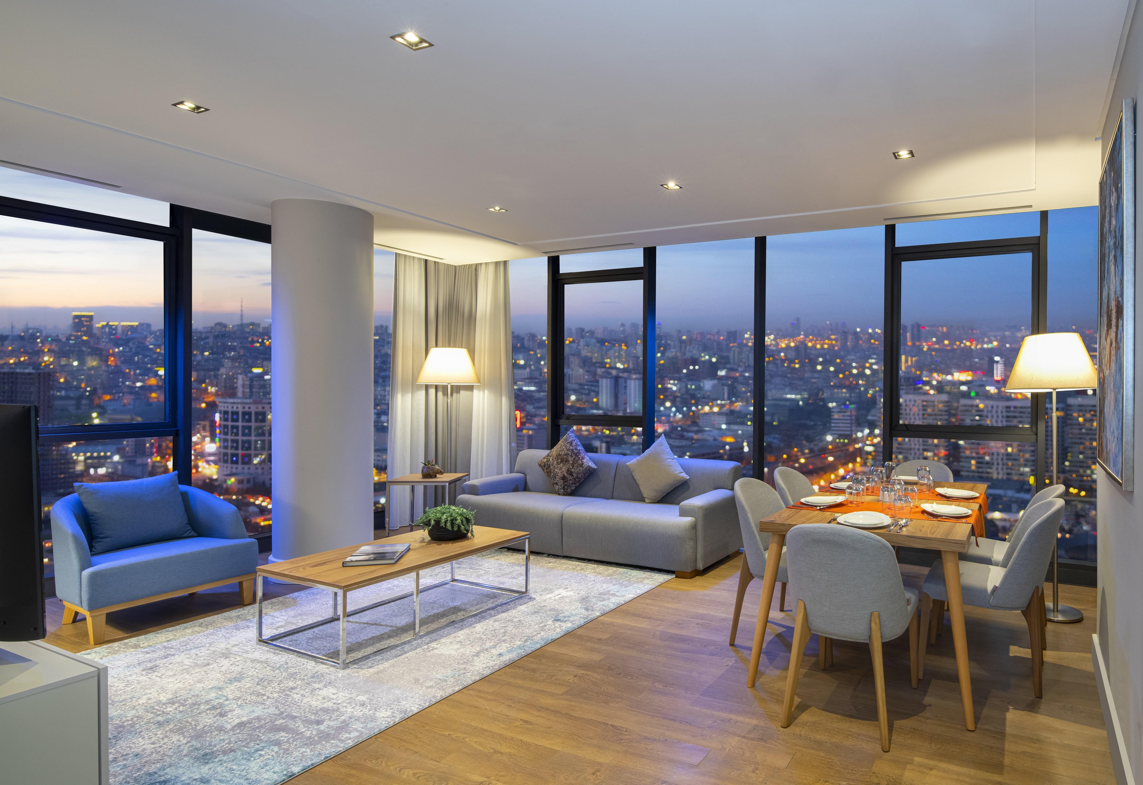 Hotel Movenpick Living West 5*