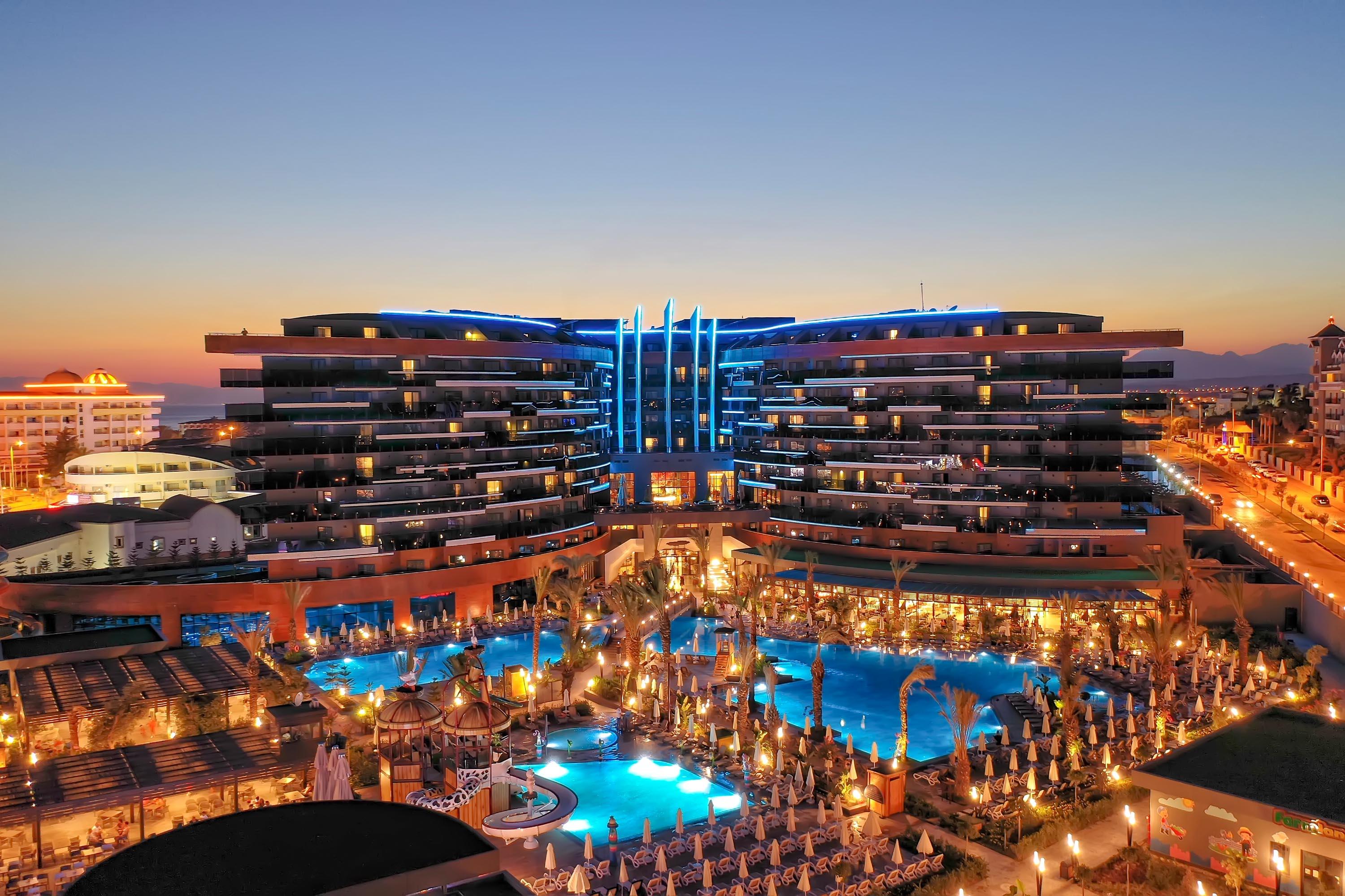 Calyptus Kirman Premium Hotel Side