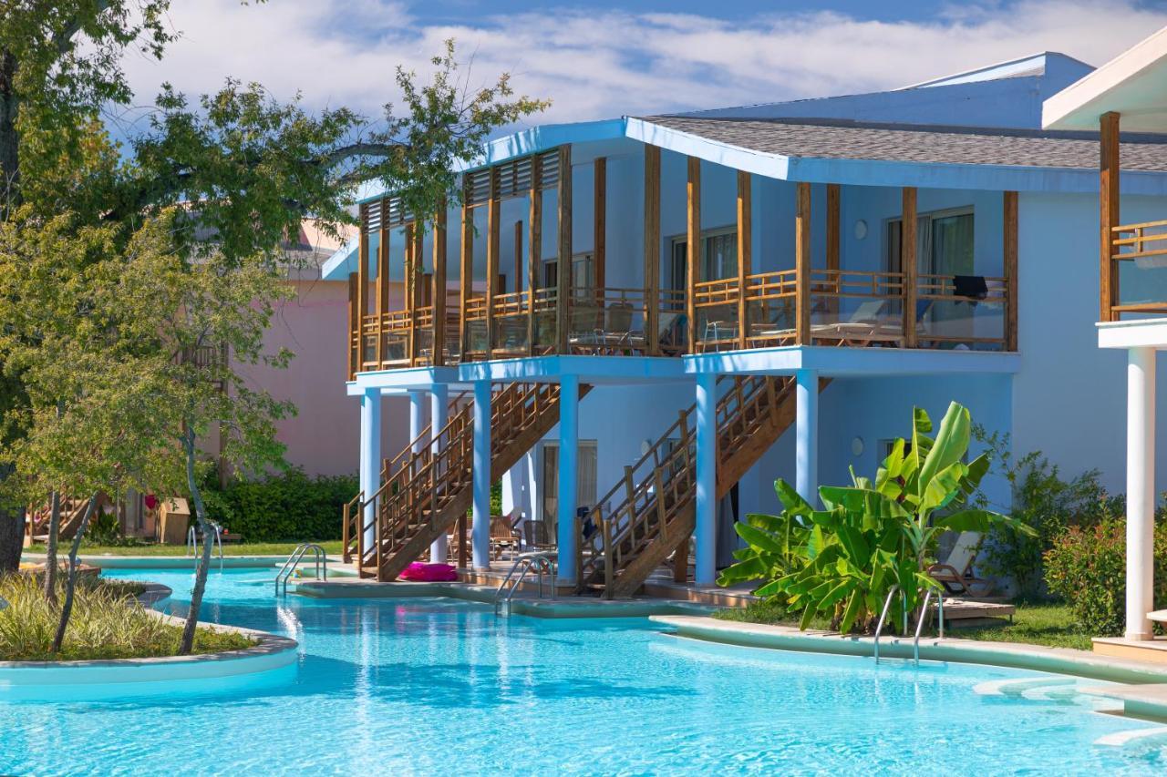 Sueno Resort Side