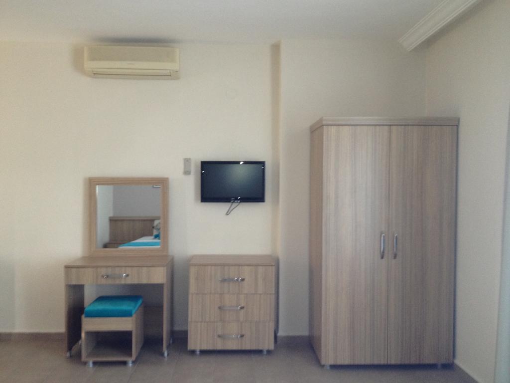 Ponz Hotel