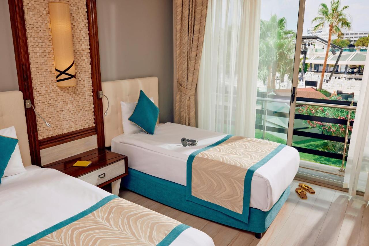 Tui Magic Life Masmavi Resort 5*