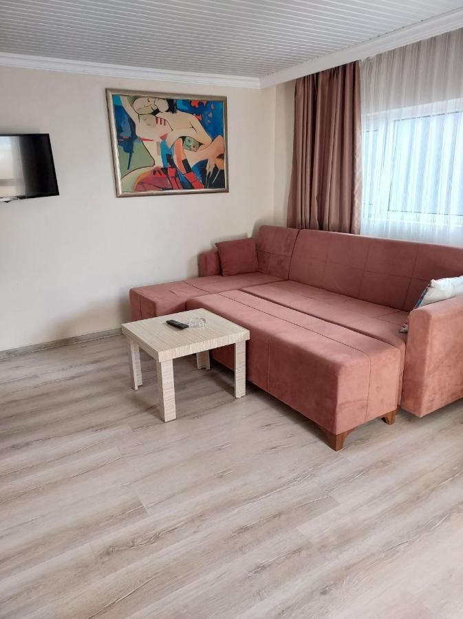 Larsens Aparthotel