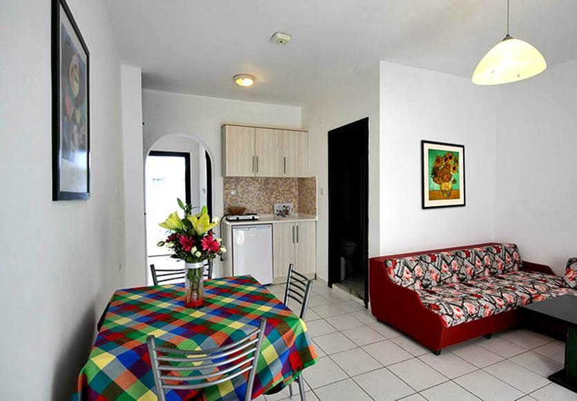 Maison 48 Aparthotel