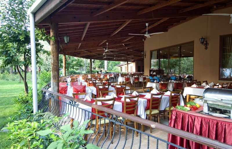 Hotel Larissa Stone Palace