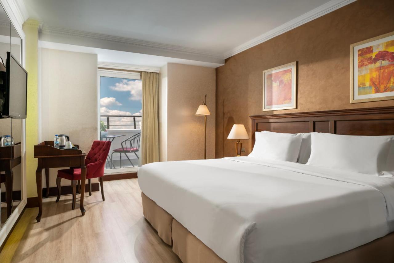 Occidental Taksim Hotel 4*