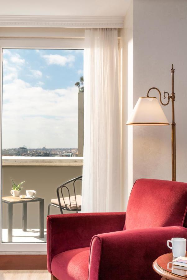 Hotel Occidental Taksim 4*