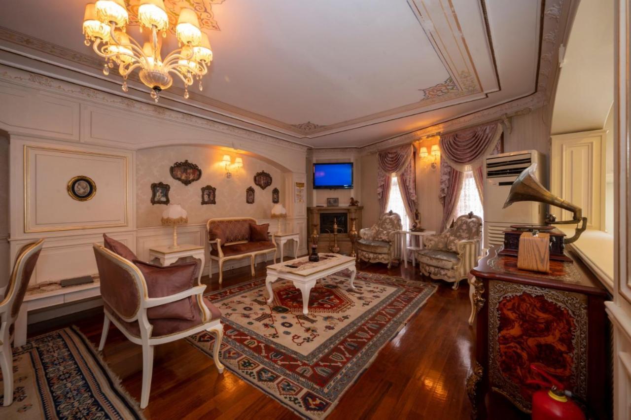 Bed & Breakfast Fuat Bey Palace & 4*