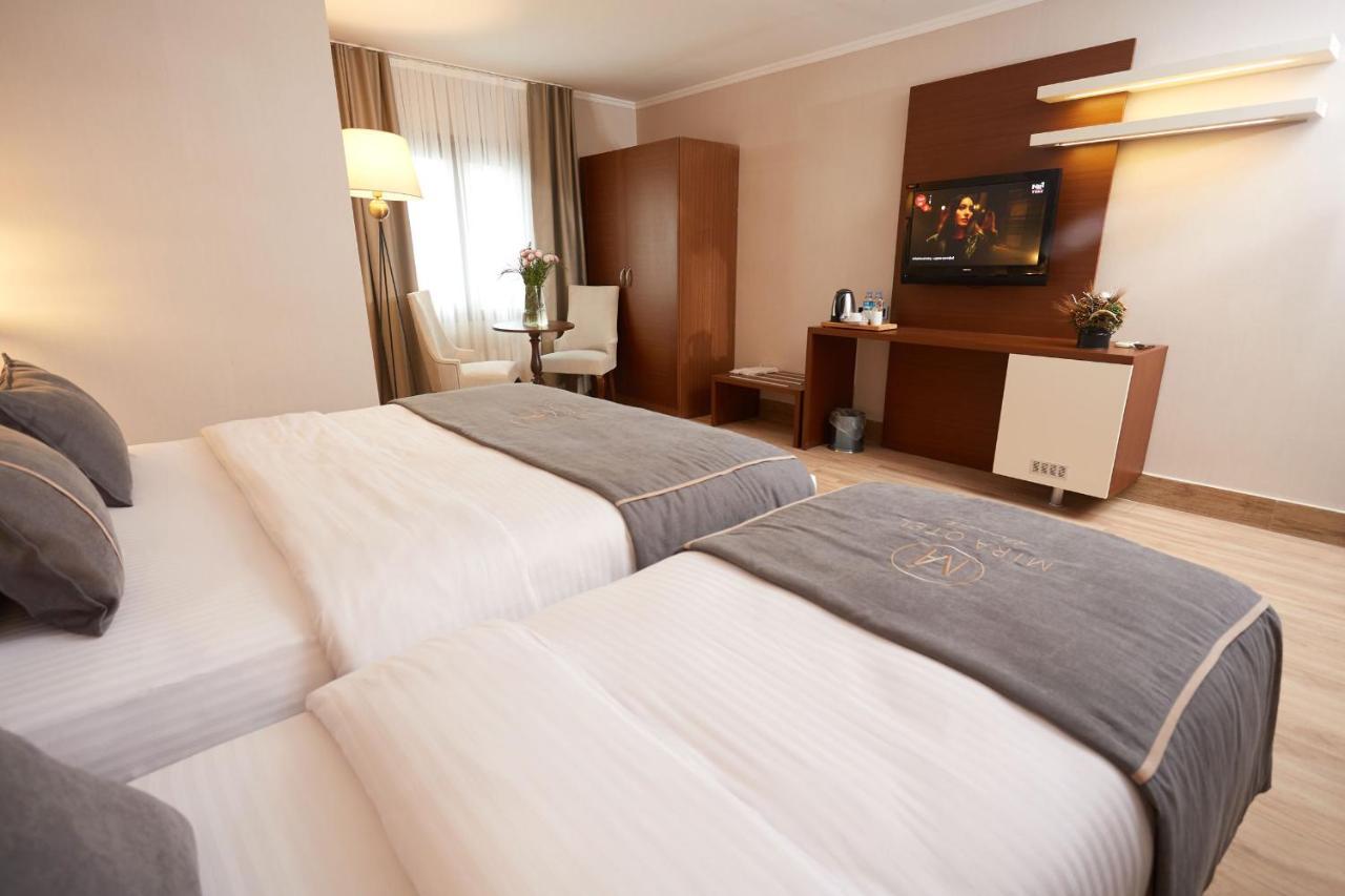 Hotel Mira Alsancak 3*