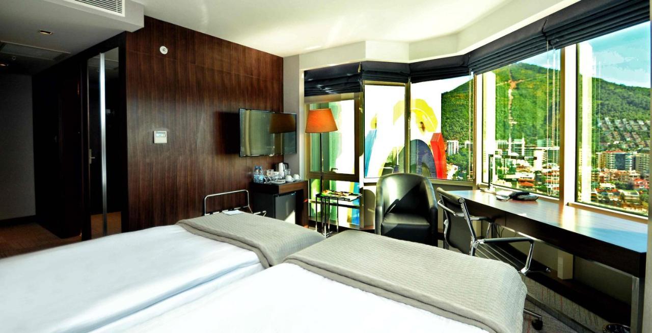 Ramada Encore By Wyndham Izmir