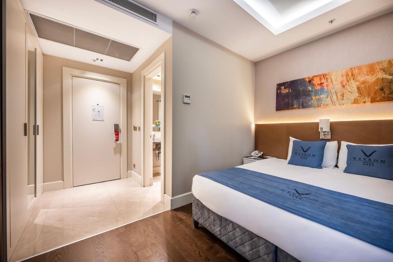 Hotel Veyron & 4*
