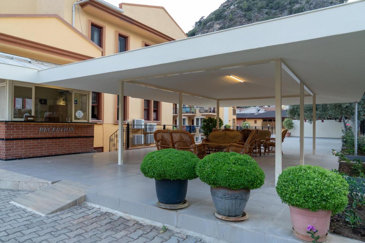 Belcehan Resort 3*