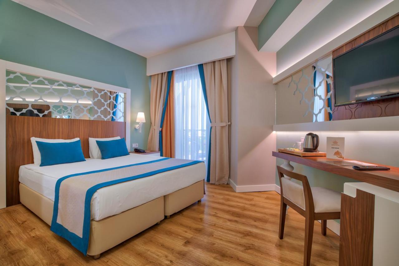 Hotel Crown Sunshine Ultra Side