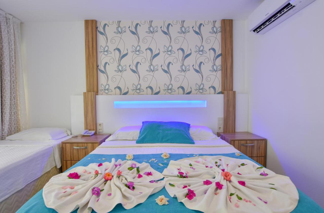 Hotel Clover Magic Altinkum Park 3*