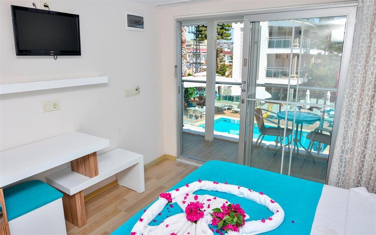 Clover Magic Altinkum Park Hotel 3*