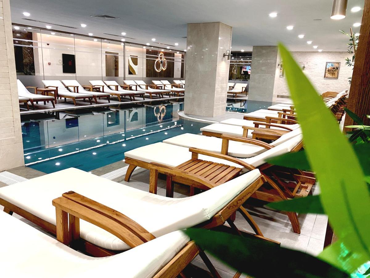 Sunthalia & Ultra Adults Only Party 5*