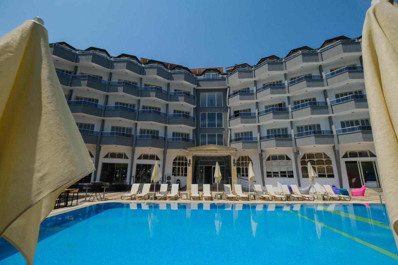 Club Selen Icmeler