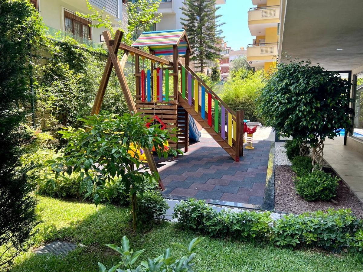25 - Cleopatra Exclusive, Center Apartment *