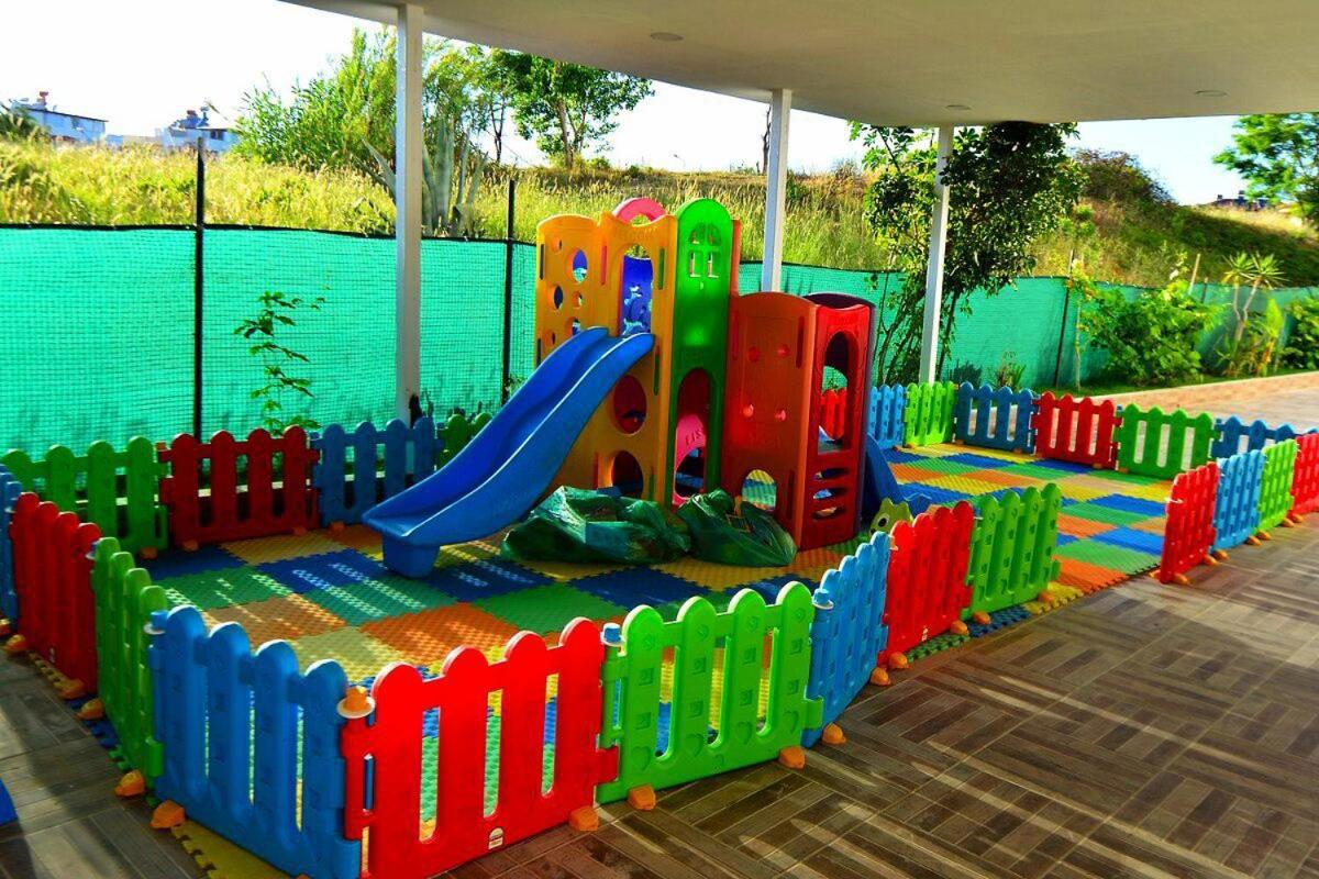 Orange Paradise Hotel