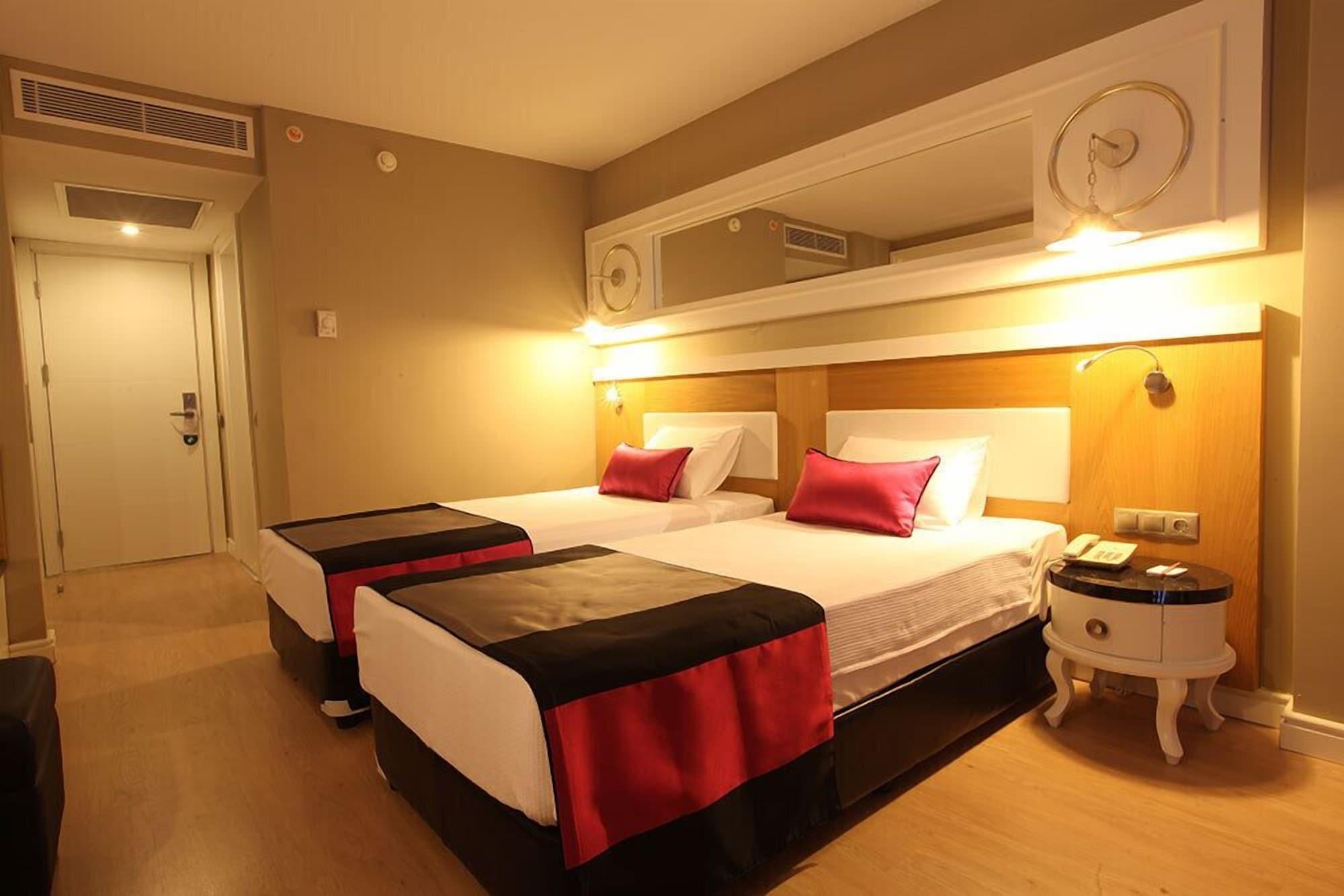 Resort Serenis Side