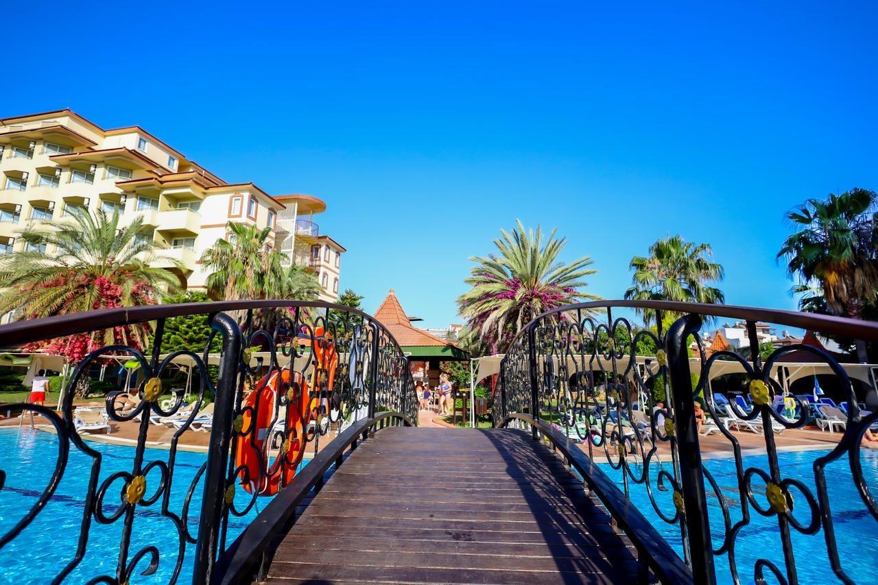 Nova Park Resort