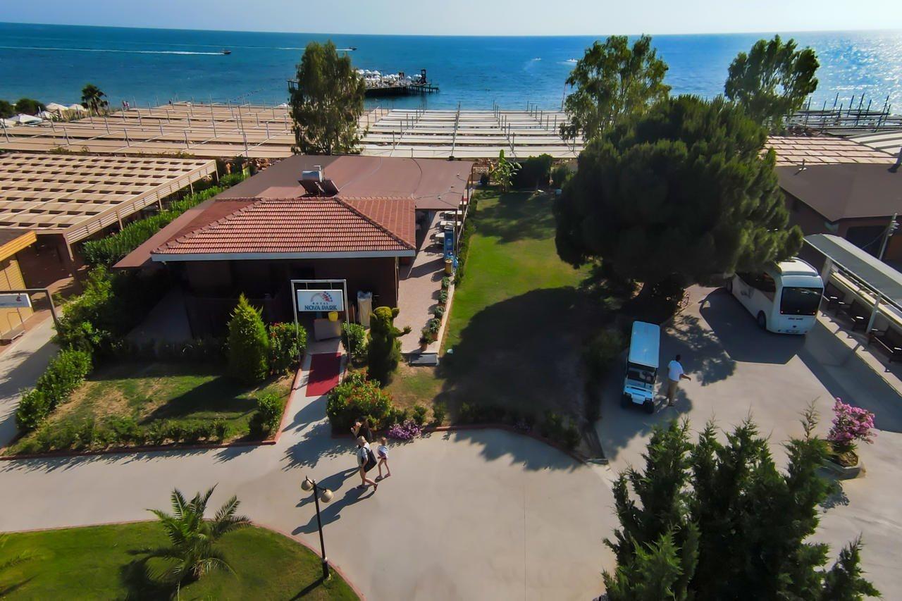 Nova Park Resort Side