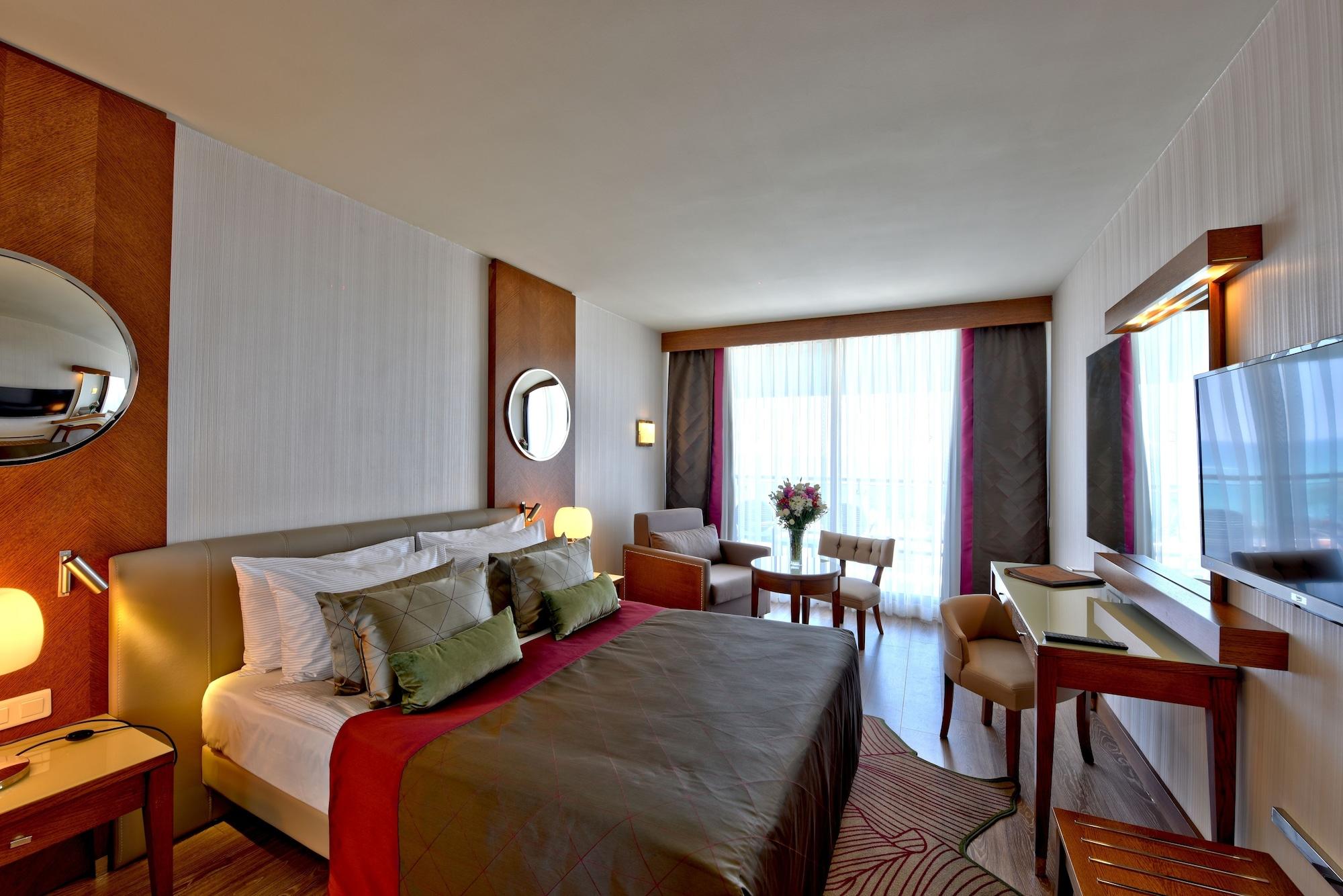 Resort Star Elegance Side