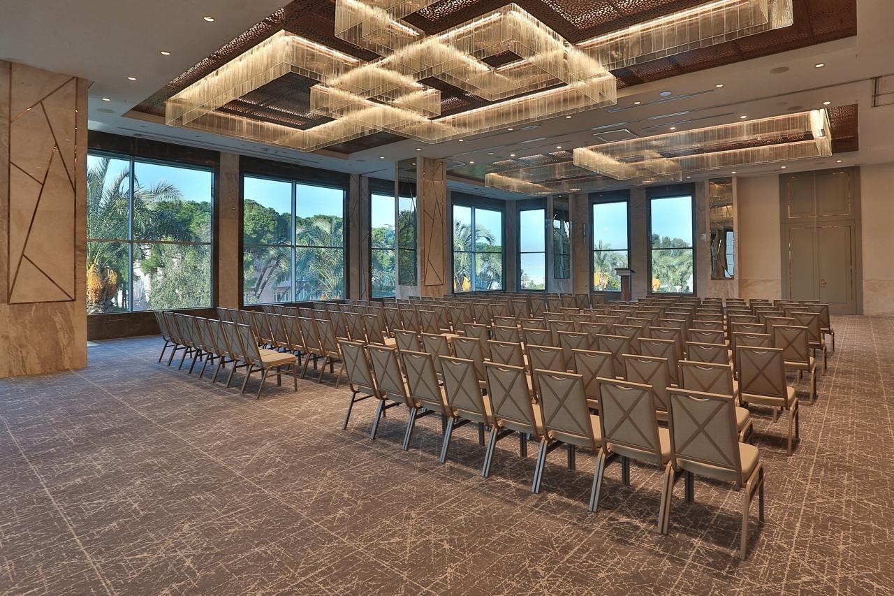 Wyndham Grand Ozdilek Thermal & Hotel Izmir
