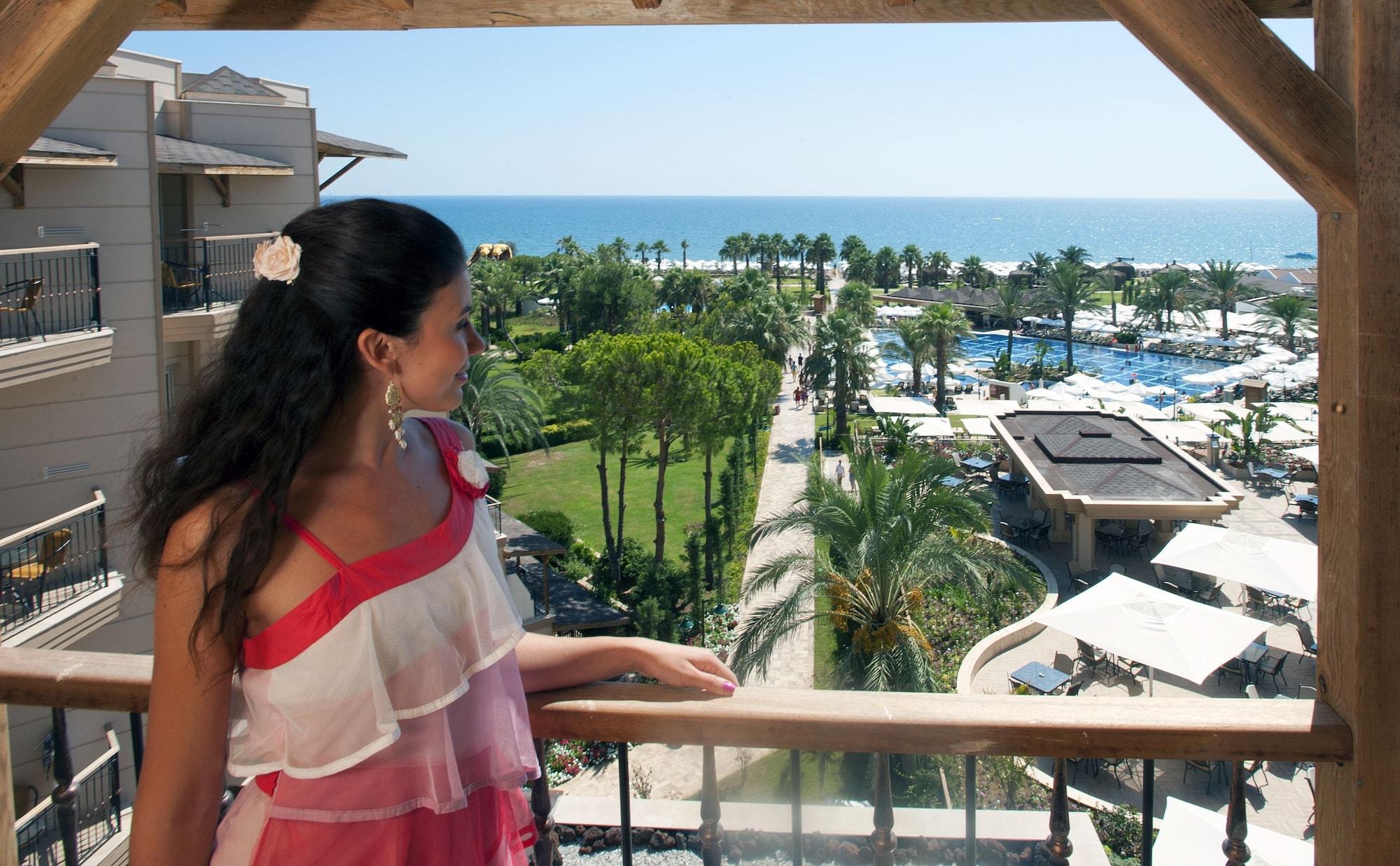 Crystal Tat Golf & 5* Belek