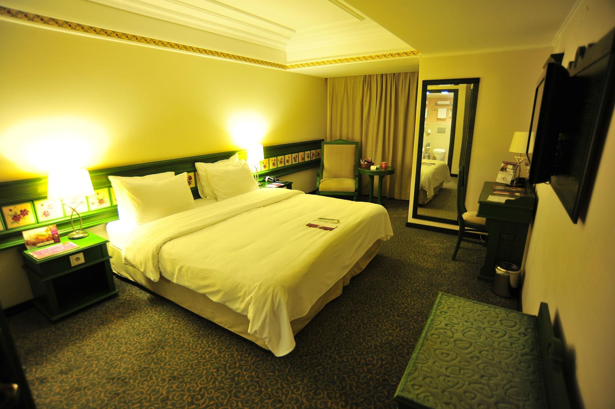 Anemon Kent Hotel 4*