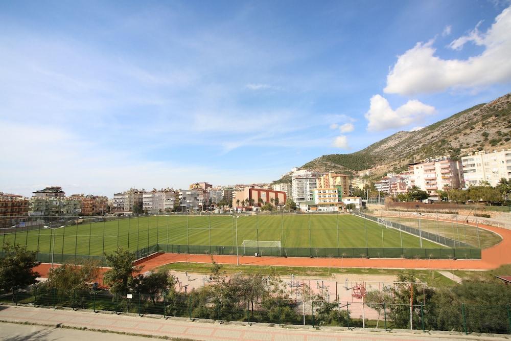 Aparthotel Vega