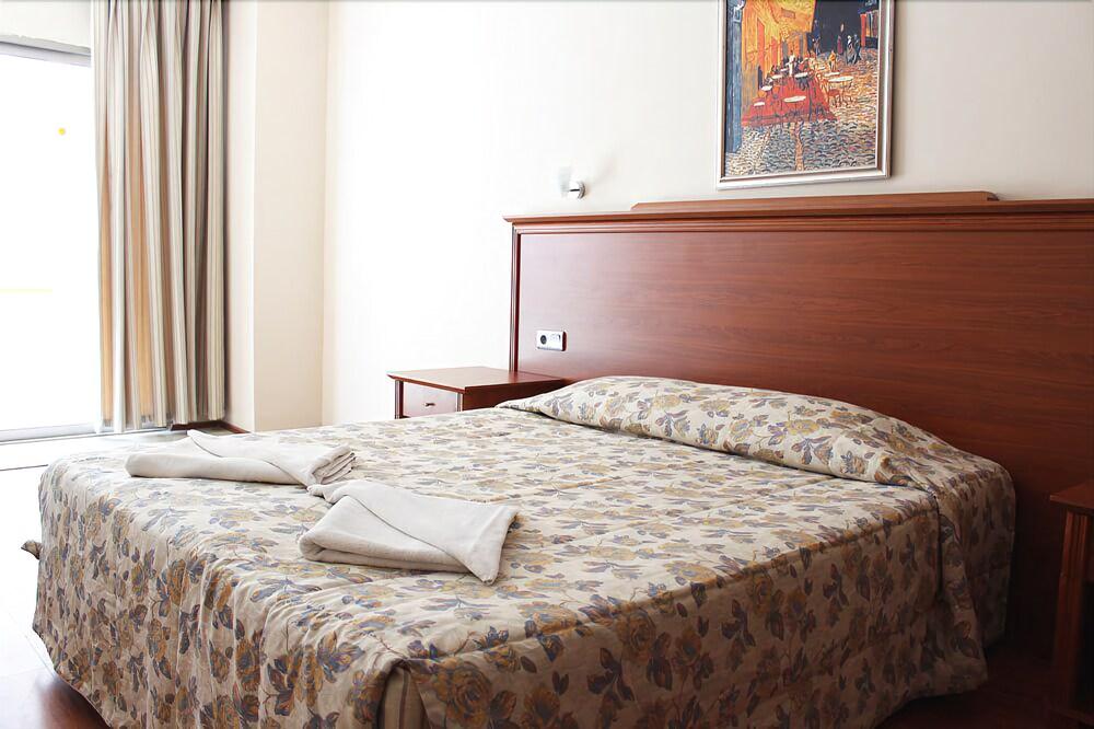 Forum Hotel 4*