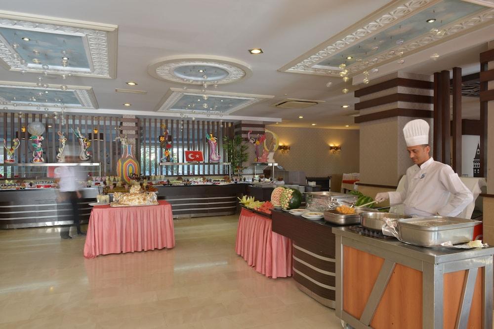 Hotel Seaden Corolla 4*