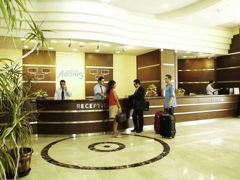 Hotel Adonis