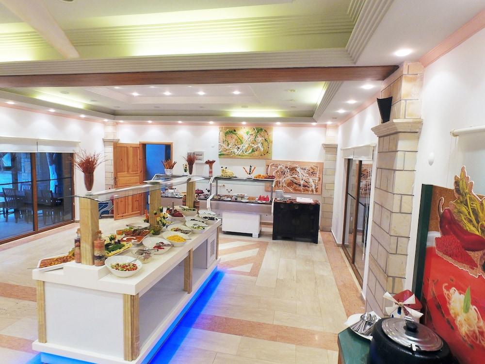 Hotel Tiana