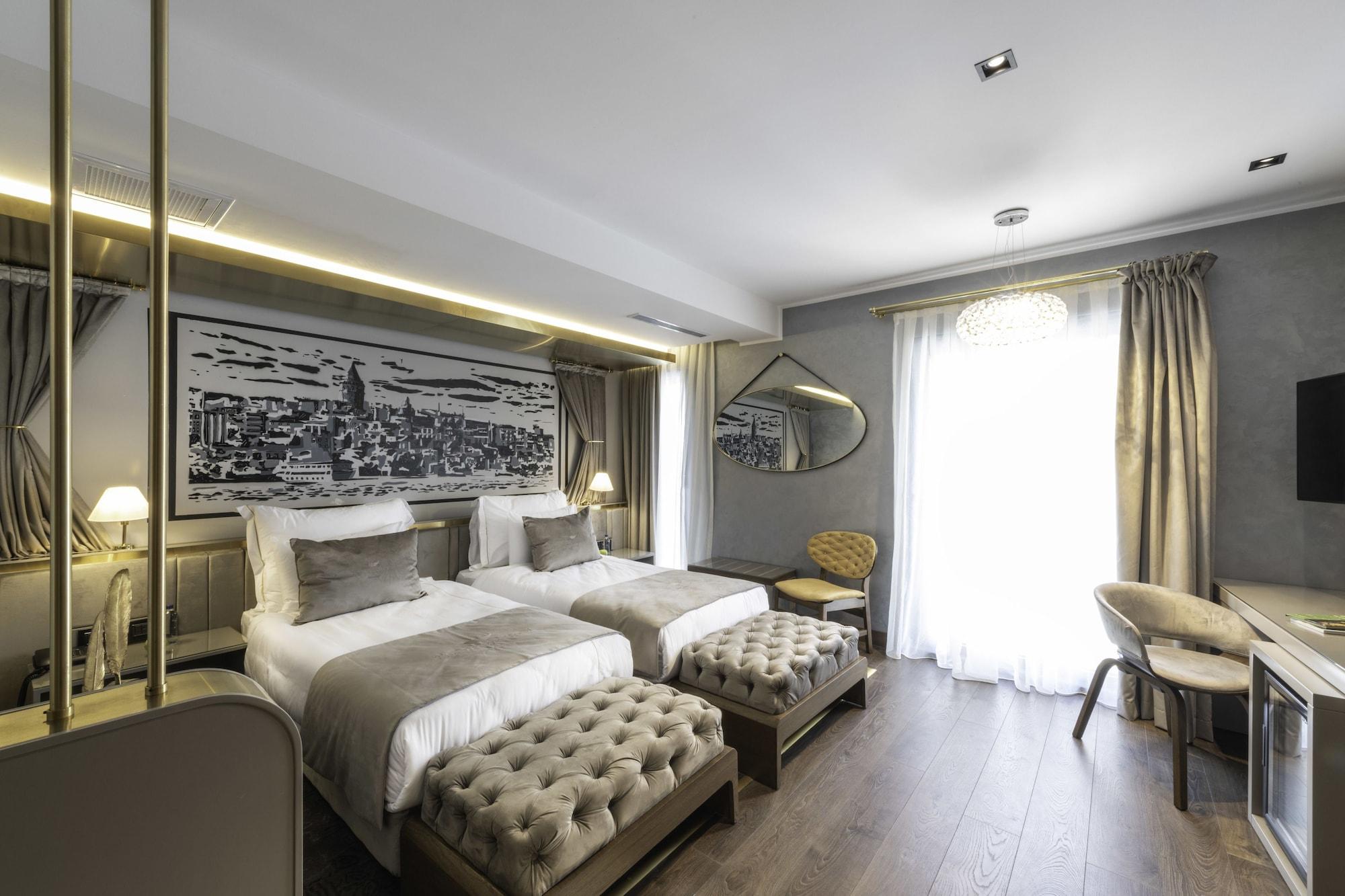 The Wings Hotel 4*