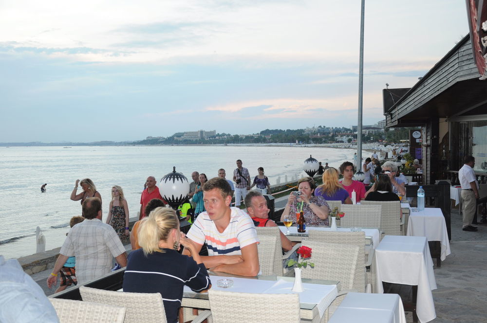 Clover Magic Altinkum Park Hotel