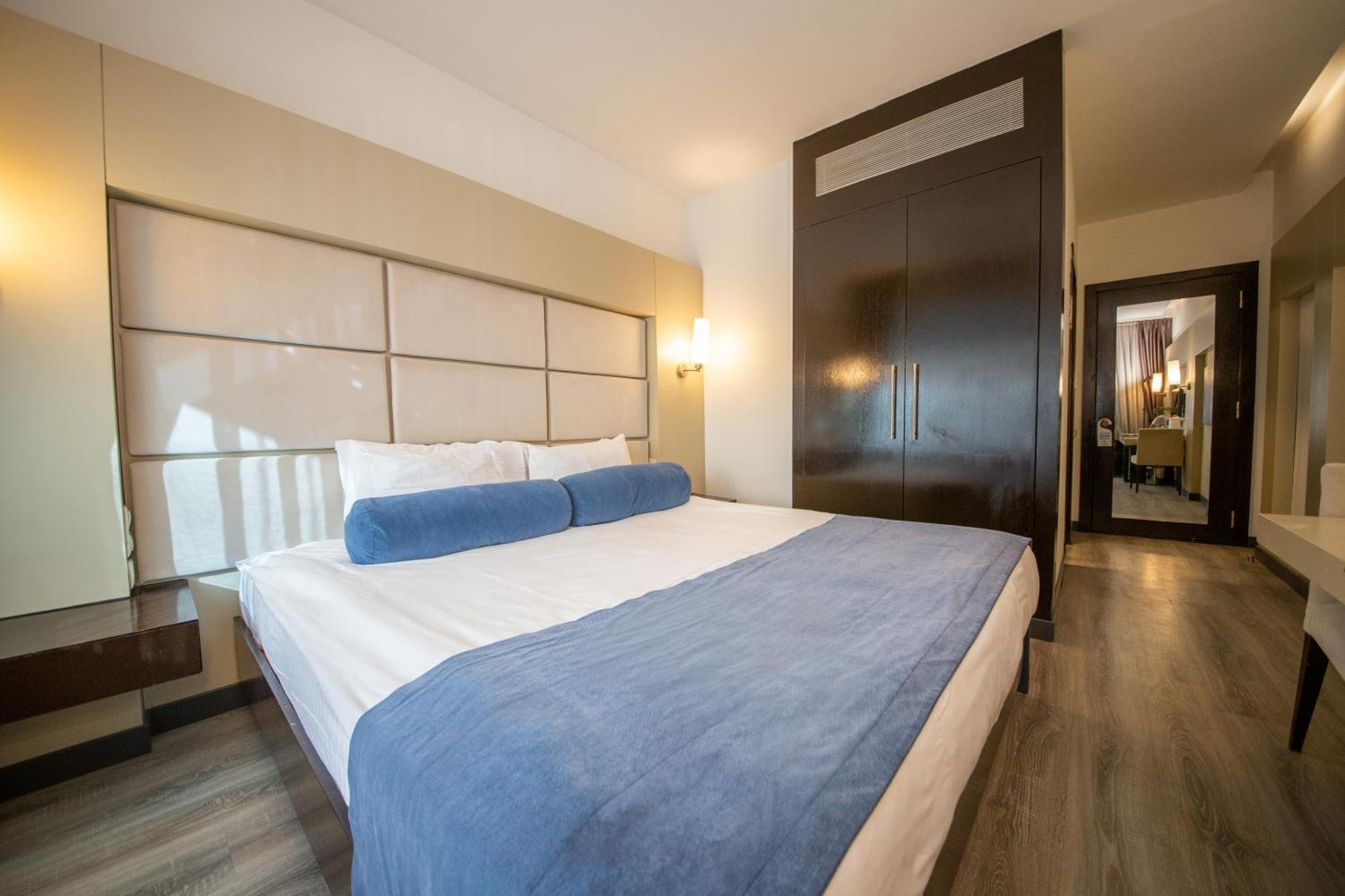 Hotel My 3*