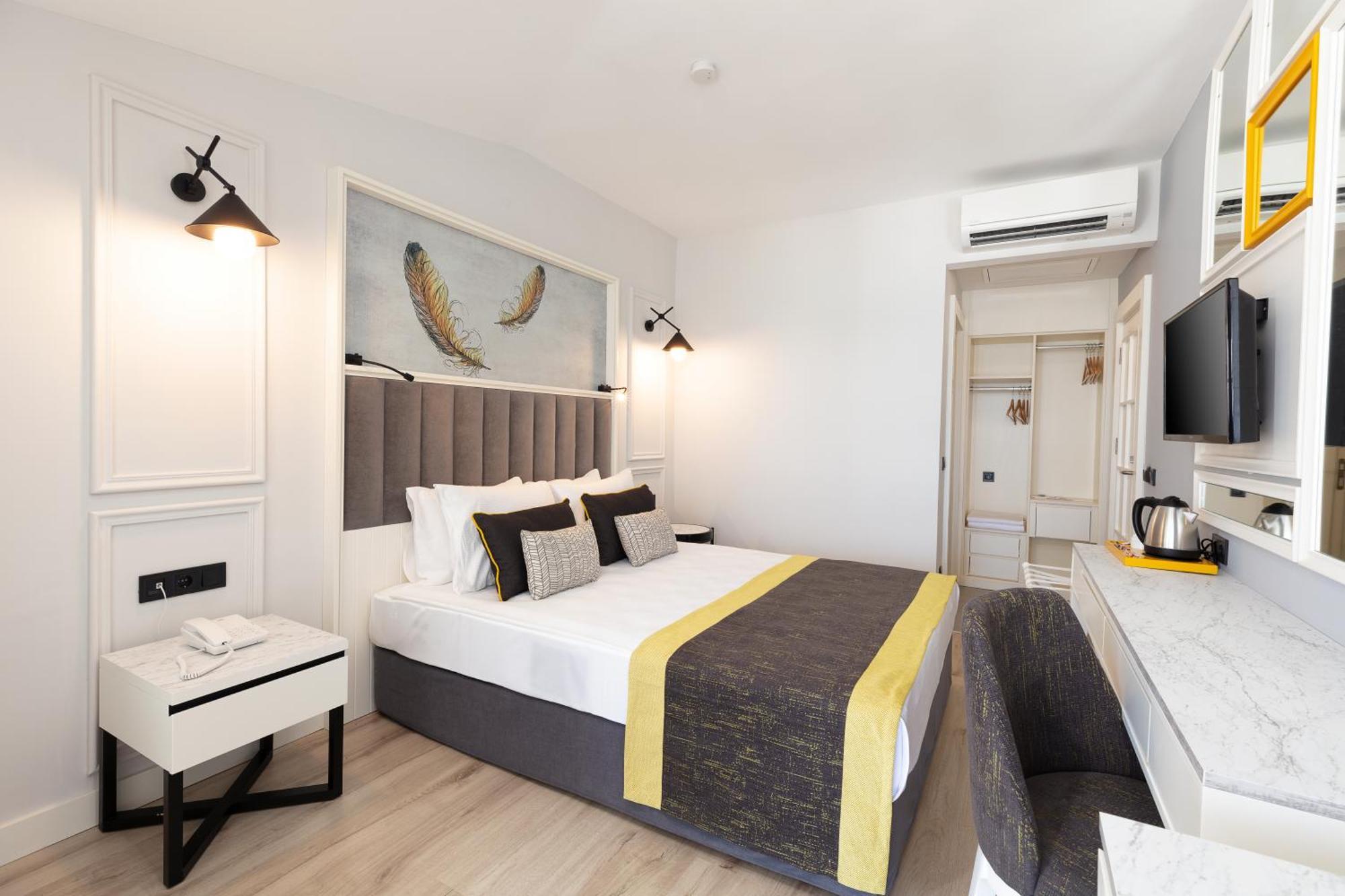 Hotel The Raga Ultra (adults Only)