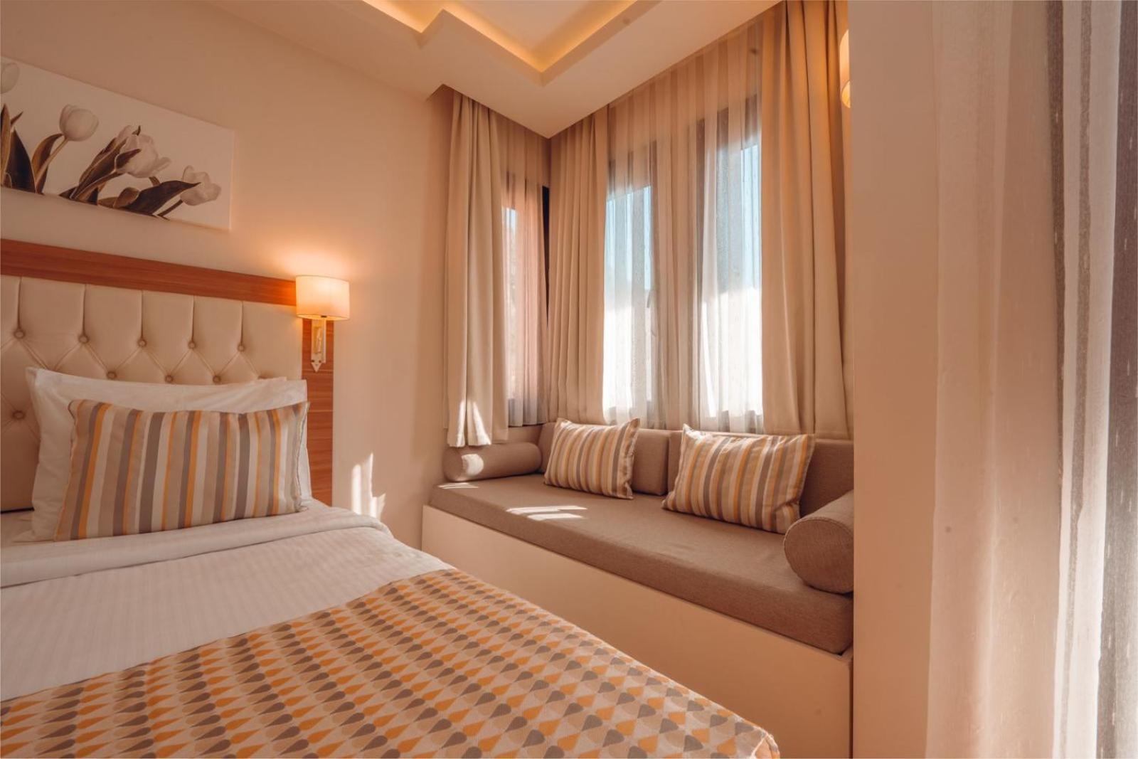 Sundia By Liberty Suncity Hotel