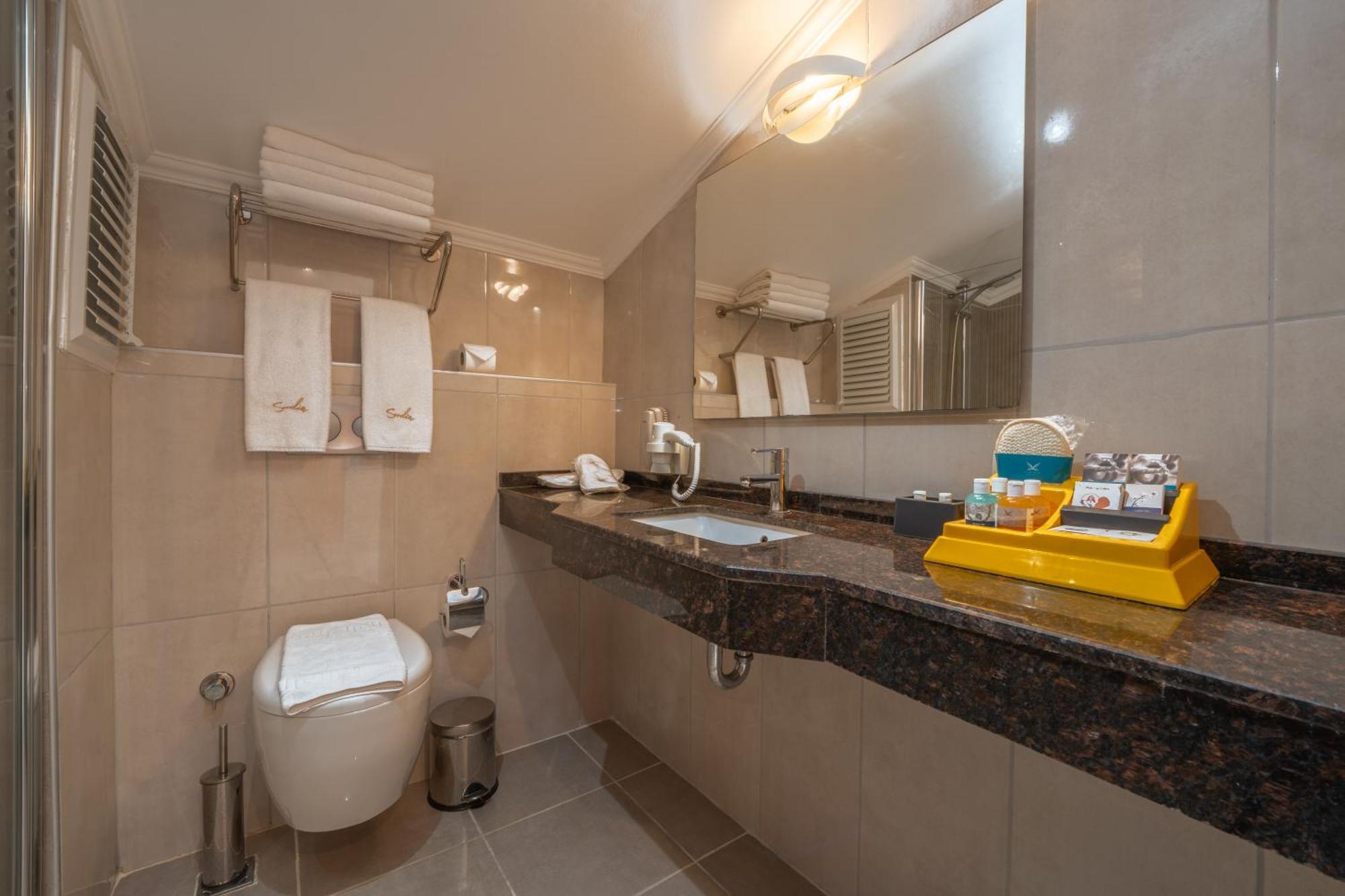 Sundia By Liberty Suncity 4* Oludeniz