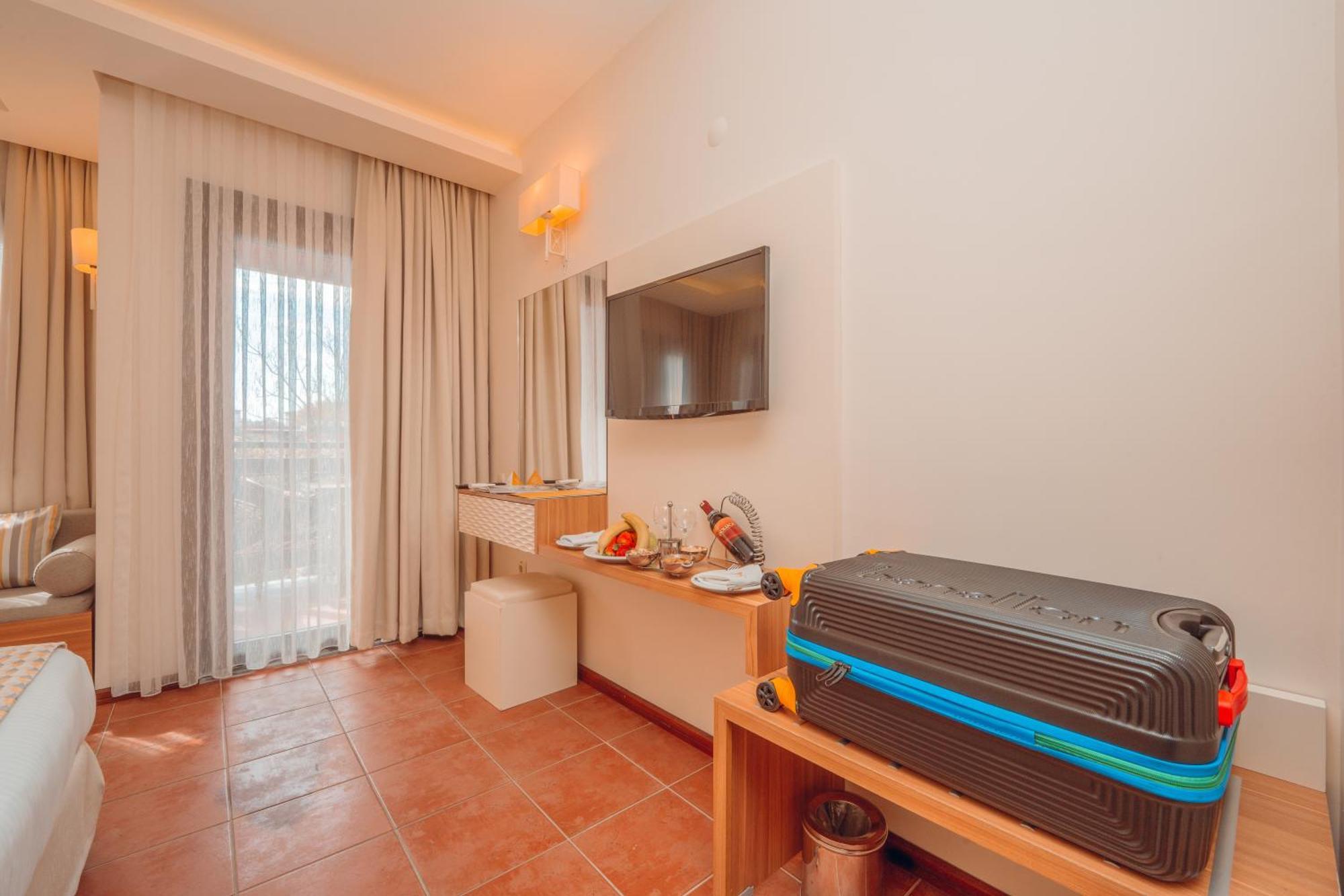 Sundia By Liberty Suncity Oludeniz