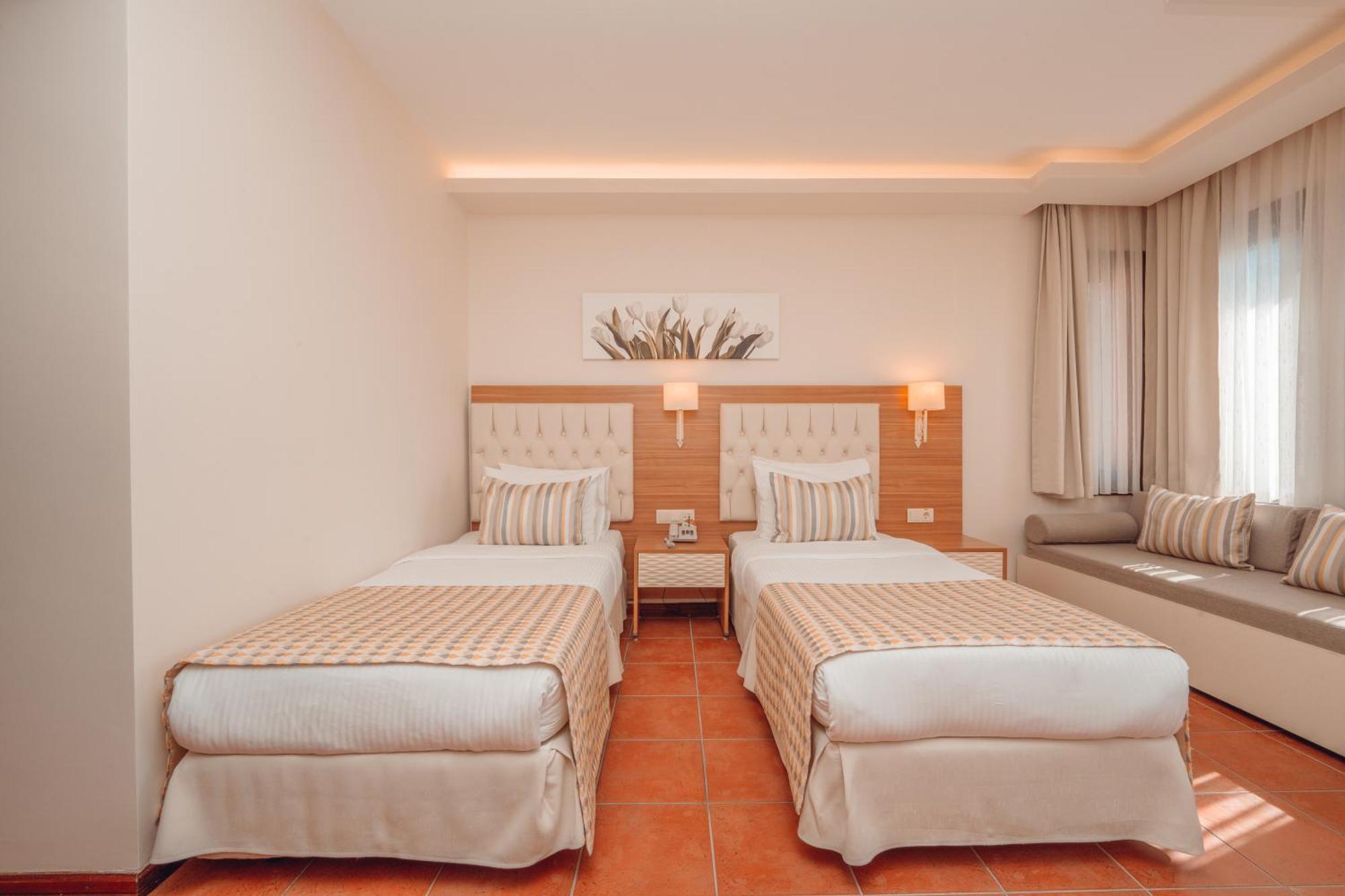 Sundia By Liberty Suncity Hotel Oludeniz