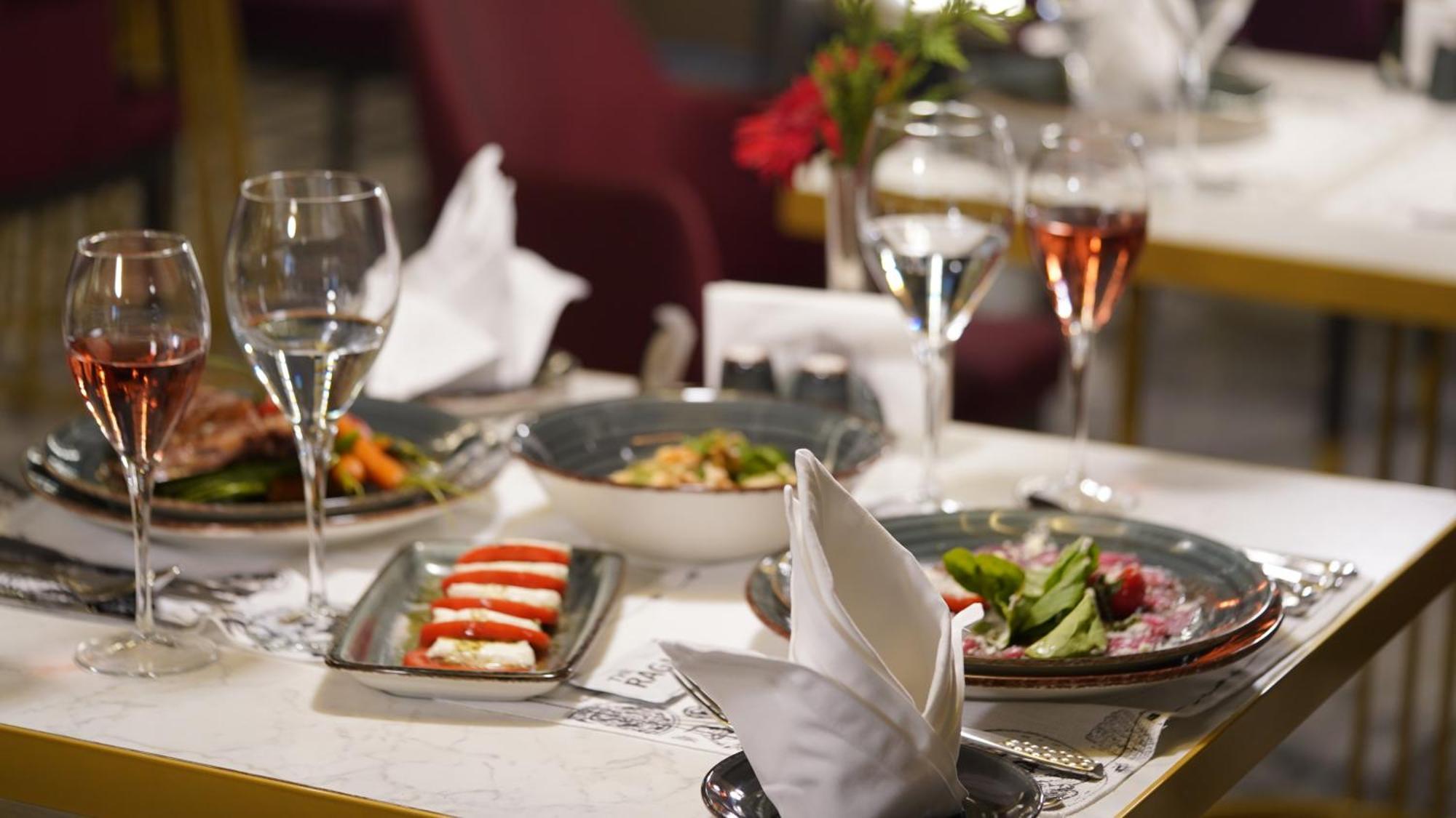 Hotel The Raga Ultra (adults Only)
