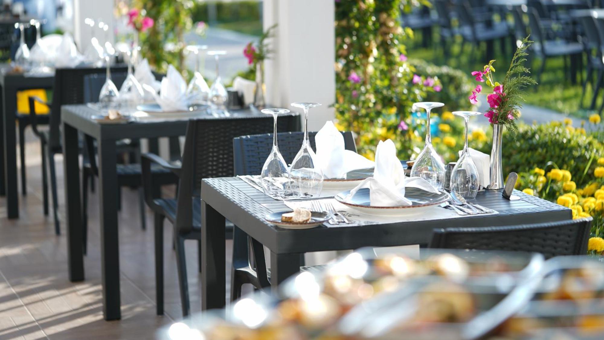 The Raga Ultra (adults Only) 5* Side
